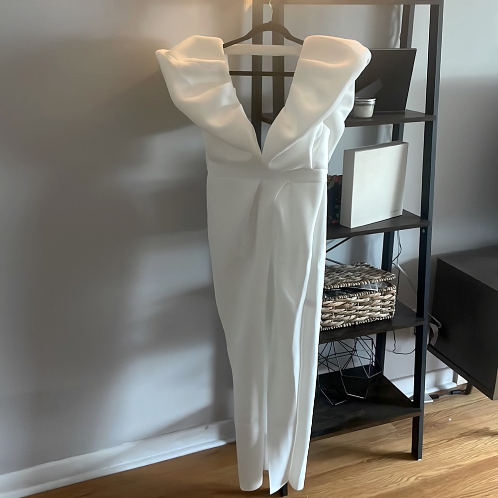 NWT - Perfect Bridal Shower Dress